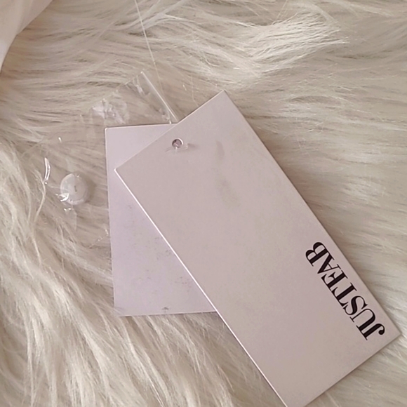 🆕️NWT JustFab White Babydoll Button Front Plunge Top Tee Shirt Womens Size L - Picture 17 of 17